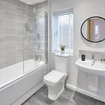 Curlew House, With Parking And Abbey Views! Holiday home *