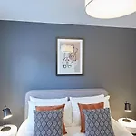 Curlew House, With Parking And Abbey Views! * Whitby