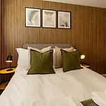 Curlew House, With Parking And Abbey Views! Holiday home
