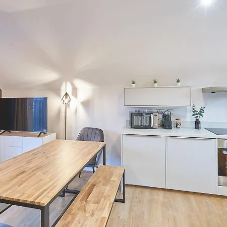 Curlew House, With Parking And Abbey Views! Σπίτι διακοπών Γουίτμπι