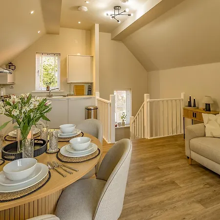 Curlew House, With Parking And Abbey Views! Feriehus Whitby