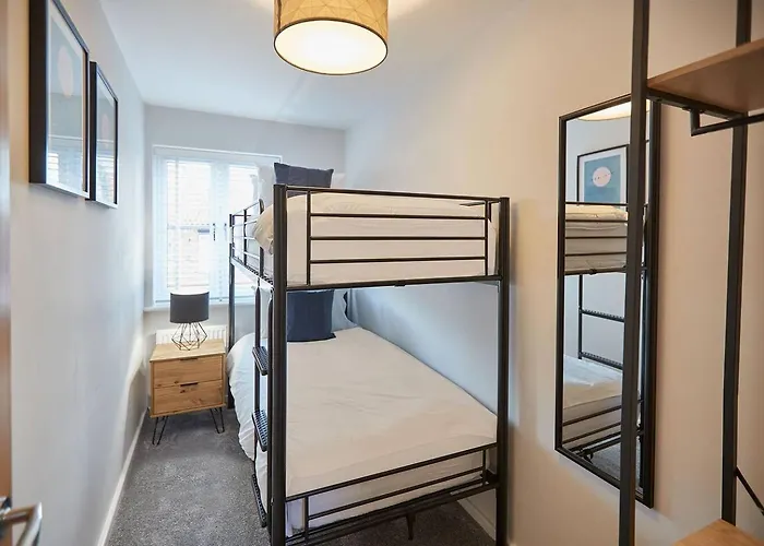 Curlew House, With Parking And Abbey Views! * Whitby