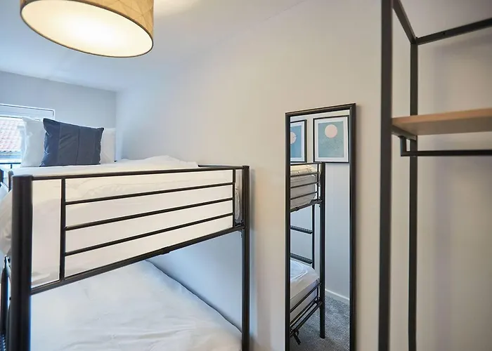 Сasa de vacaciones Curlew House, With Parking And Abbey Views!