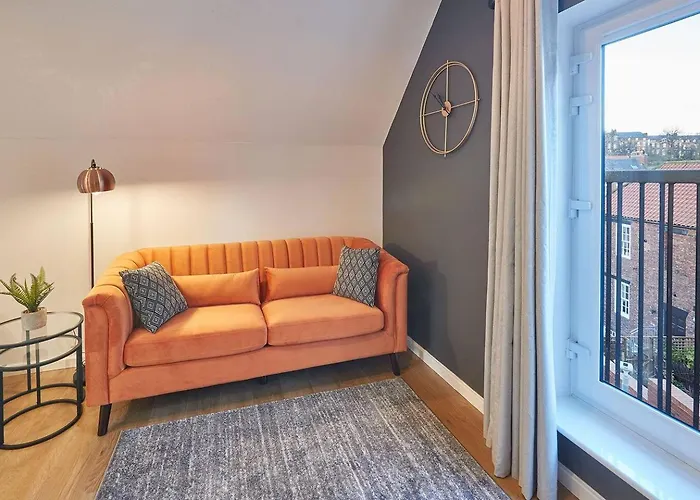 Curlew House, With Parking And Abbey Views! Сasa de vacaciones