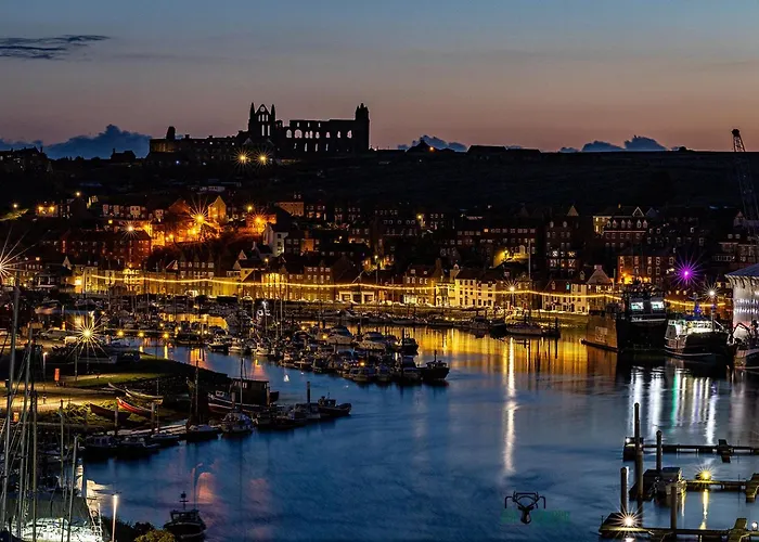 Curlew House, With Parking And Abbey Views! Сasa de vacaciones *