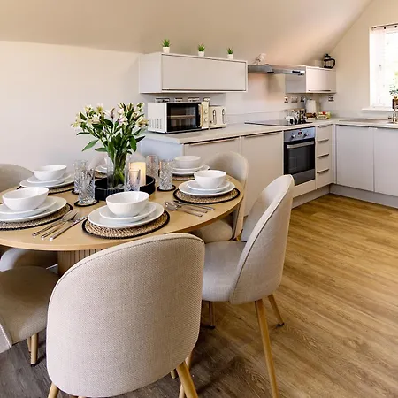 בית נופש Curlew House, With Parking And Abbey Views! *